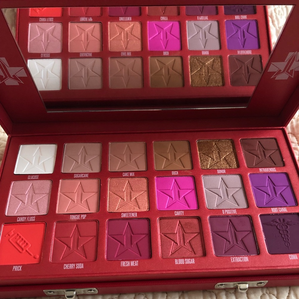 Jeffree Star Blood Sugar eyeshadow palette